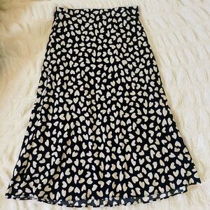 Ann Taylor Heart Pull On Midi Skirt